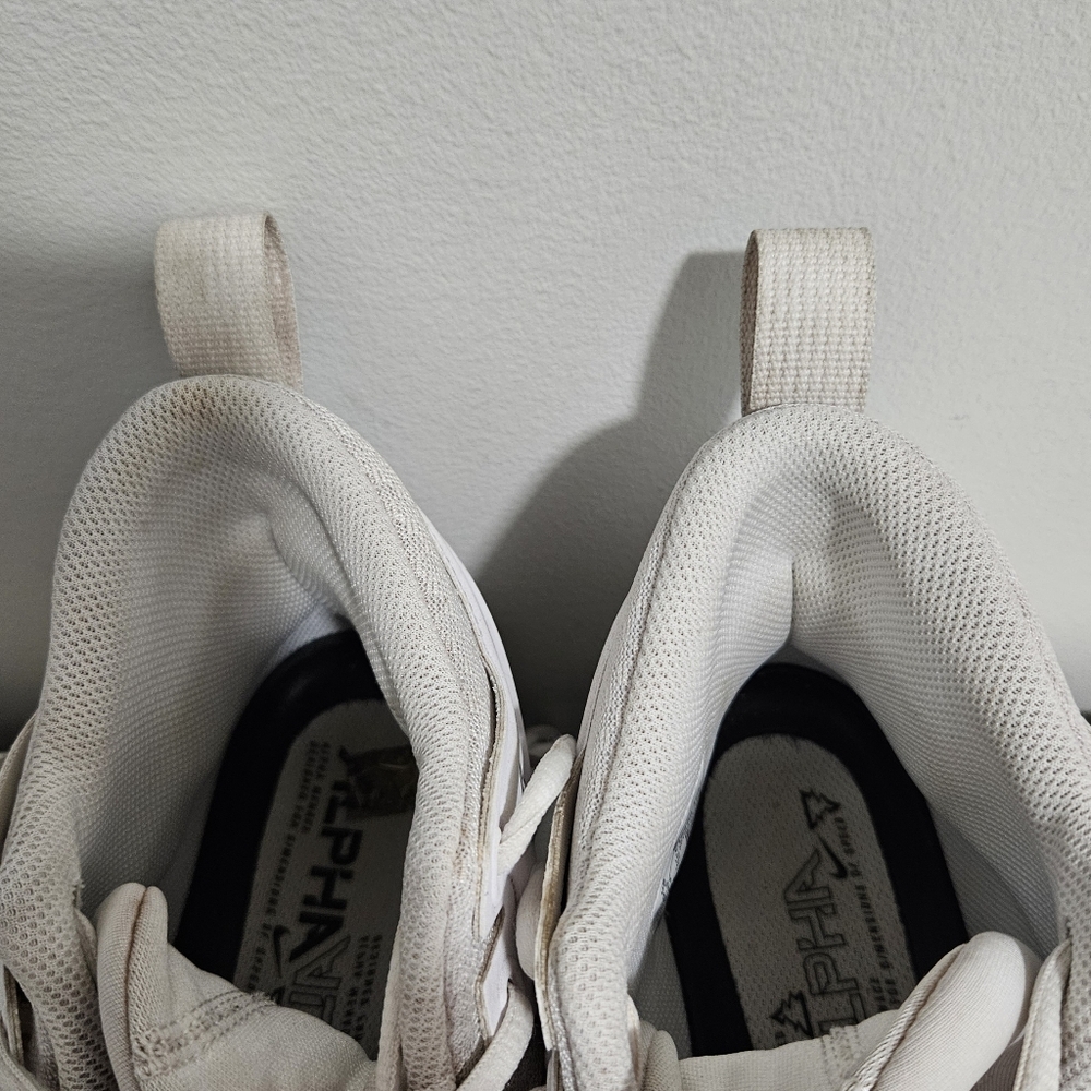 Nike Alpha Menace Pro 3 View 2